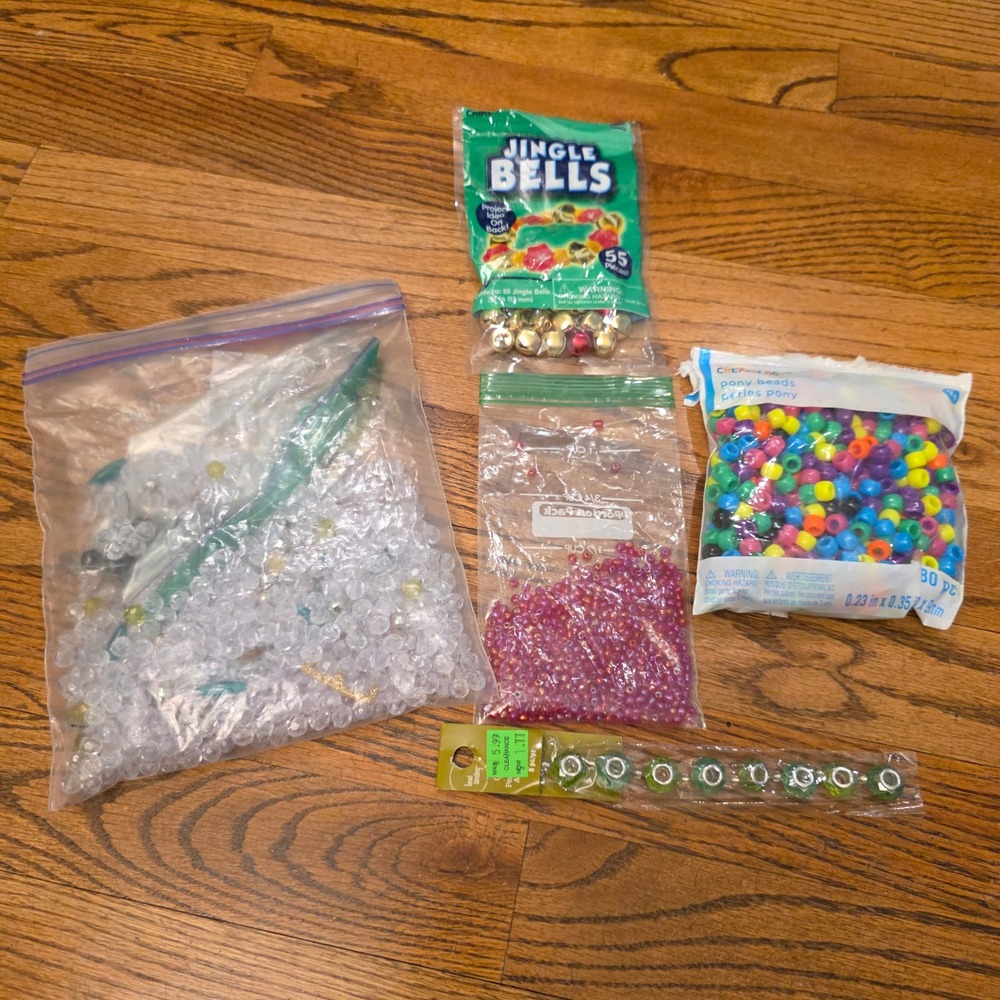 Mixed Craft Bead Lot Creatology Pony Beads Jingle Bells Bead Landing Green Glass